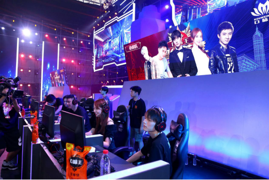 什么軟件可以賺錢(qián)籃球_S14職業(yè)聯(lián)賽怎么買(mǎi)菠菜_S14英雄聯(lián)盟全球總決賽電競賽事競猜